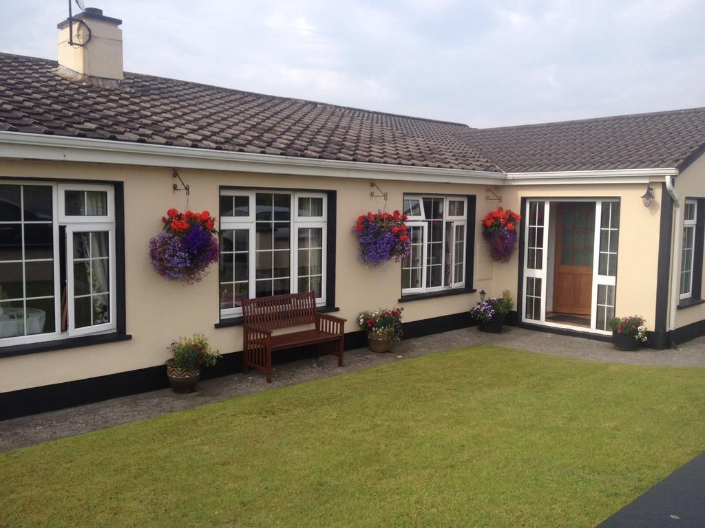 Bed and Breakfast Atlantic House à Lisdoonvarna Extérieur photo